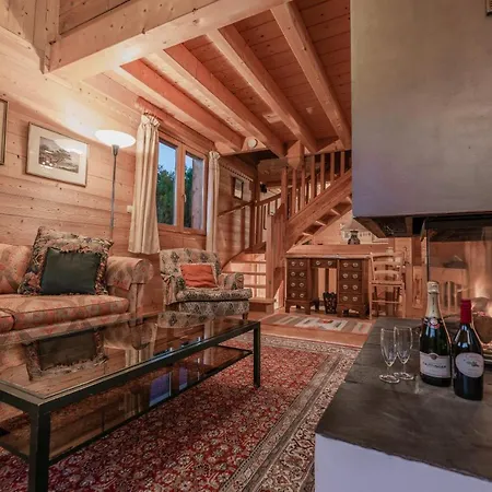 Hibou, Large With Mountain Views And Close To Slopes Chalet Saint-Chaffrey